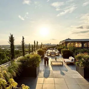 ***** Hotel Le Meurice – Dorchester Collection France